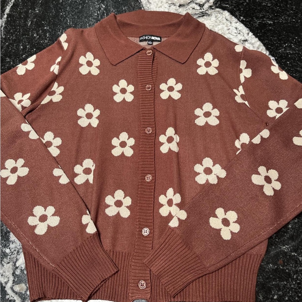 Fashion nova brown flower sweater